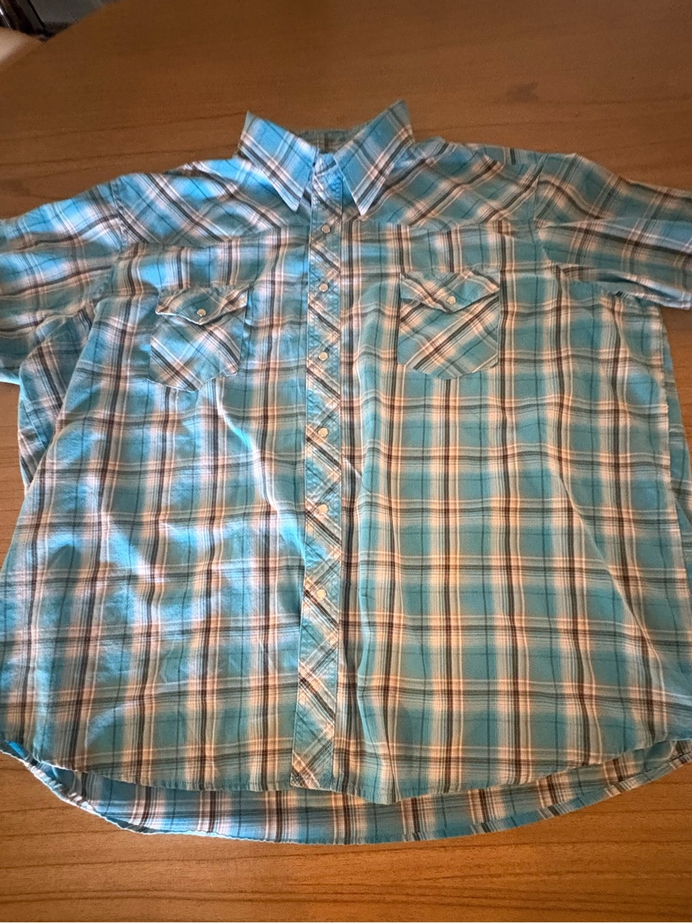 Wrangler Teal and White Plaid Short-Sleeve Pearl Snap Weatern Button Down Shirt
